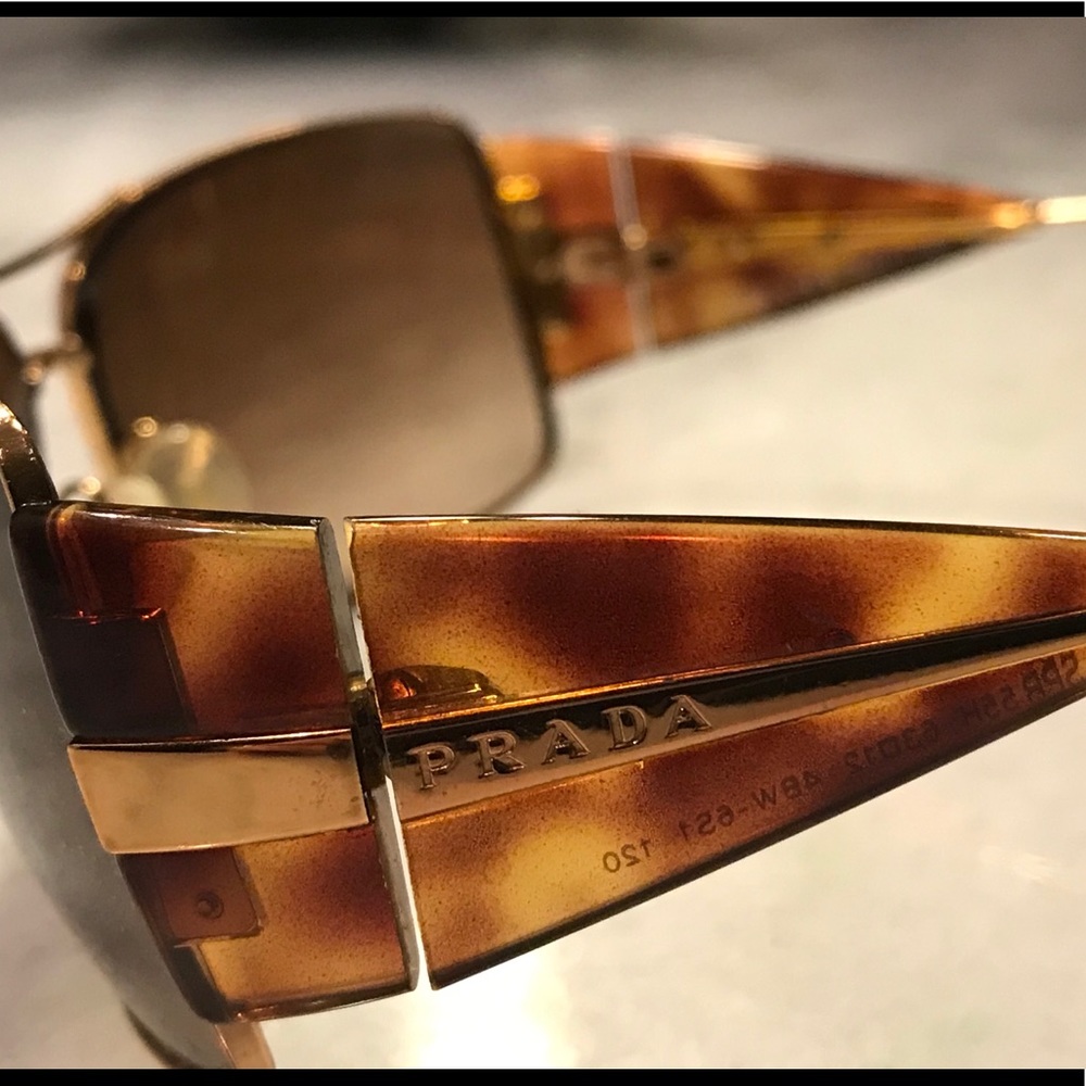 PRADA aviator sunglasses, curved w/tortoise side